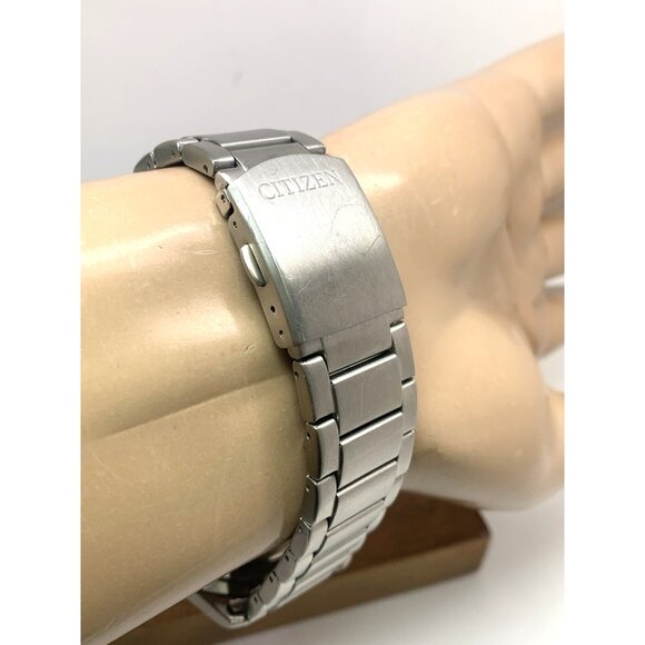 Citizen Men's Watch AW0110-58E Eco Drive Black Dial Day Date Silver Steel 44mm - Picture 11 of 15